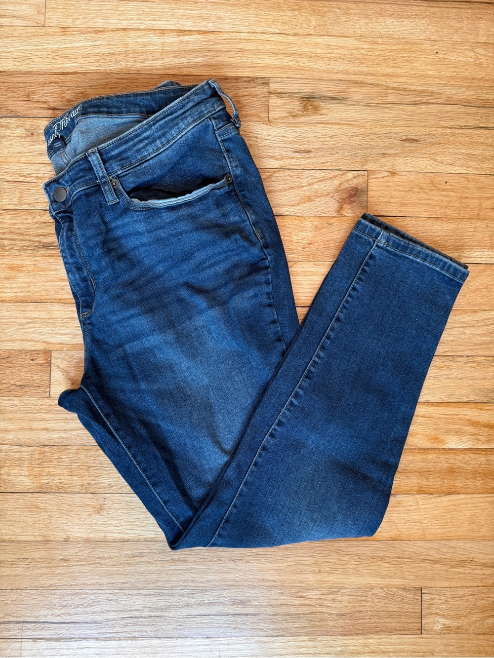 Universal Thread medium to dark wash high rise skinny jeans